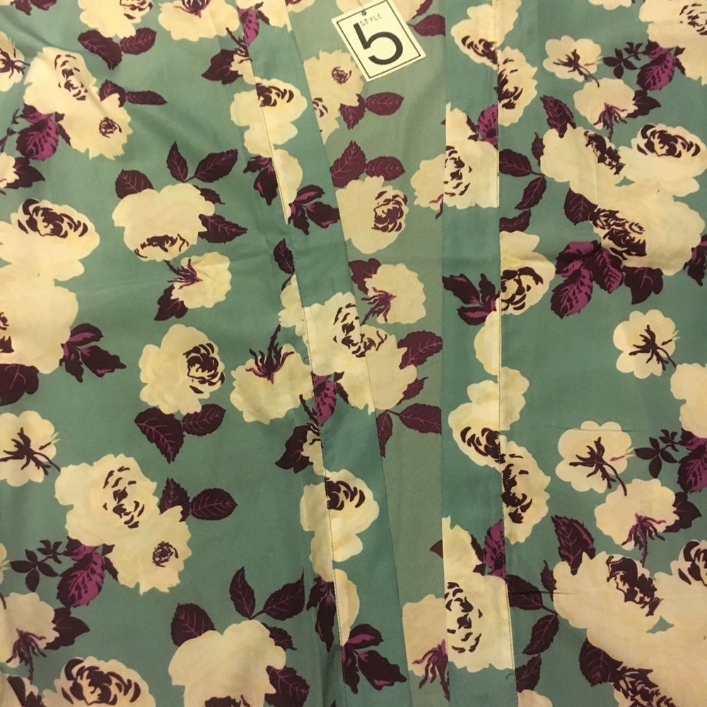 Cardigan - Picture 2 of 2